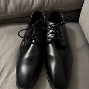 Men's Black Leather Derby Shoes - Sleek Lace-Up Dress Shoes